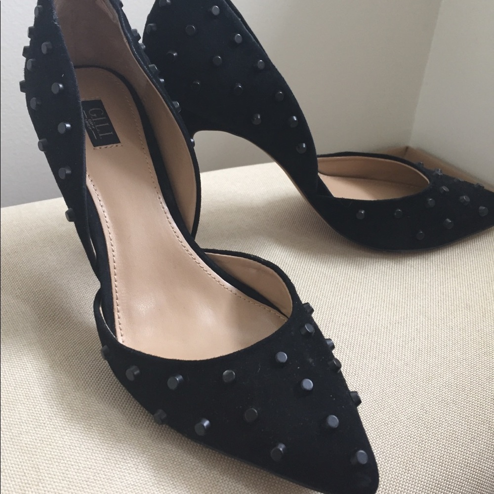 GILI black studded heels size  6 1/2